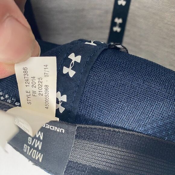 Under Armour Mens Medium/Large Fitted Mesh Baseball hat Logo Golf pre owned - Picture 10 of 13